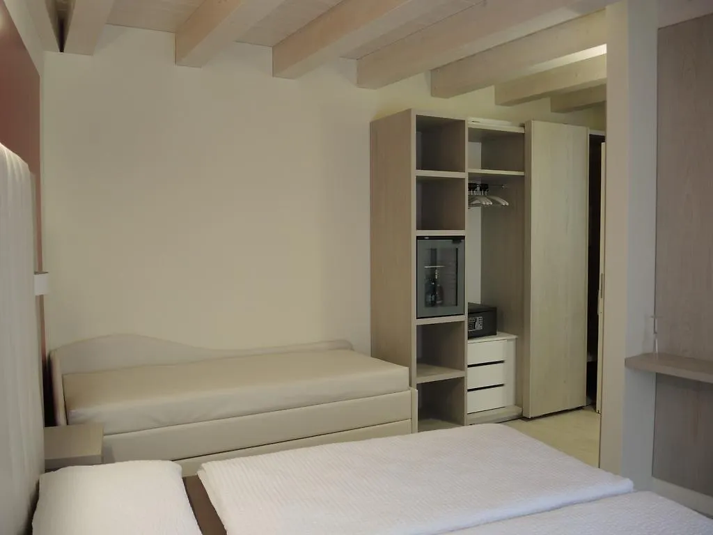 Bed And Breakfast Casa Mosole Malcesine Italy